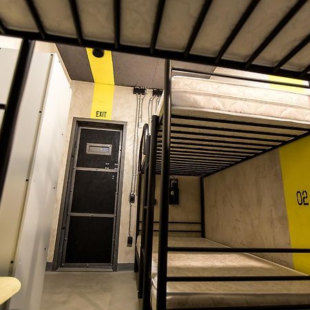 Хостел Lviv Loft Prison Экстерьер фото