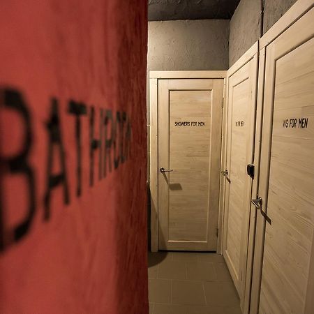 Хостел Lviv Loft Prison Экстерьер фото