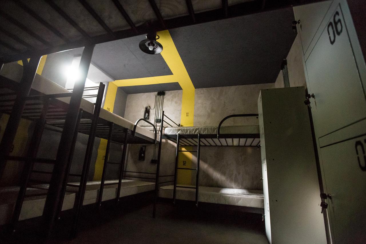 Хостел Lviv Loft Prison Экстерьер фото