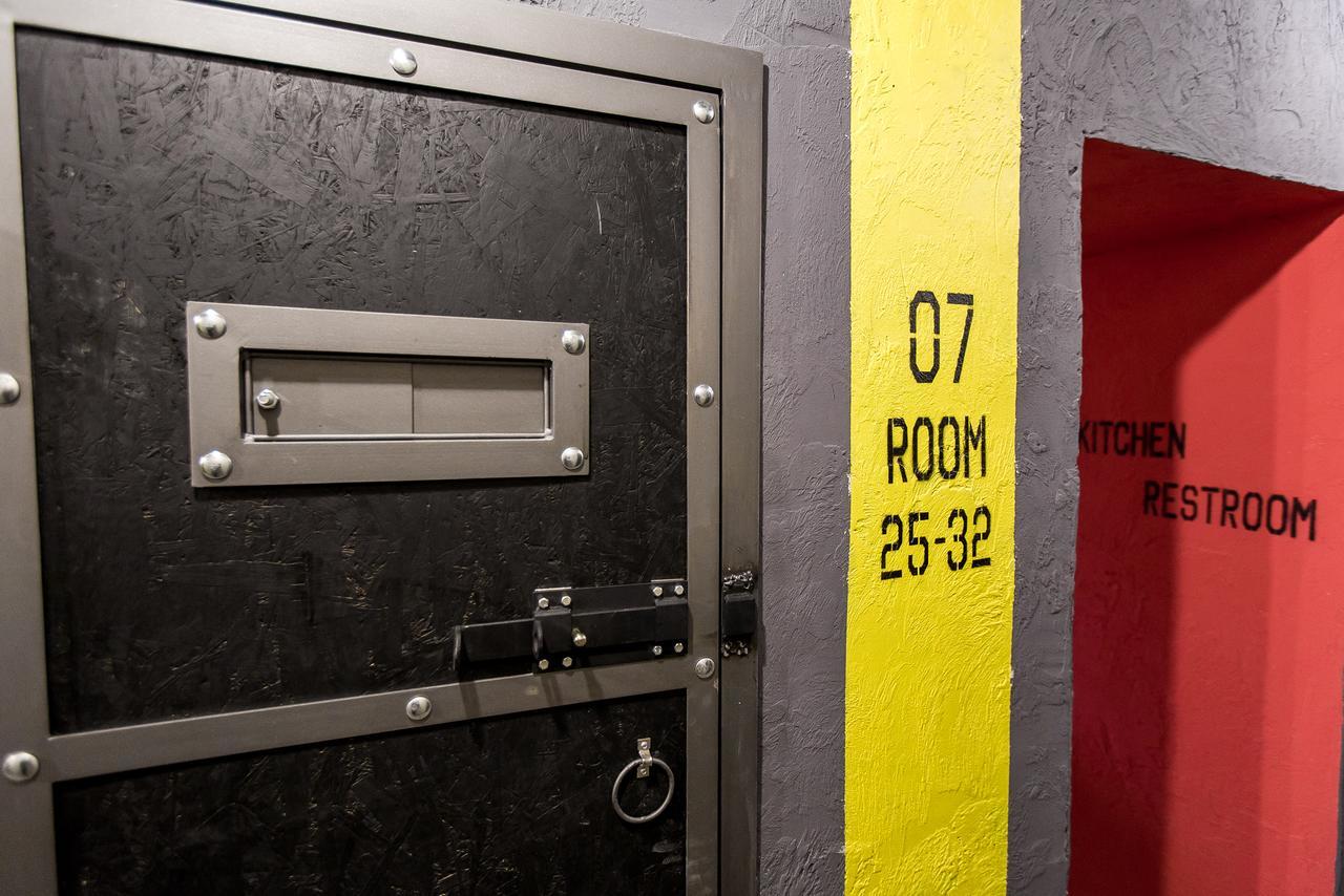 Хостел Lviv Loft Prison Экстерьер фото