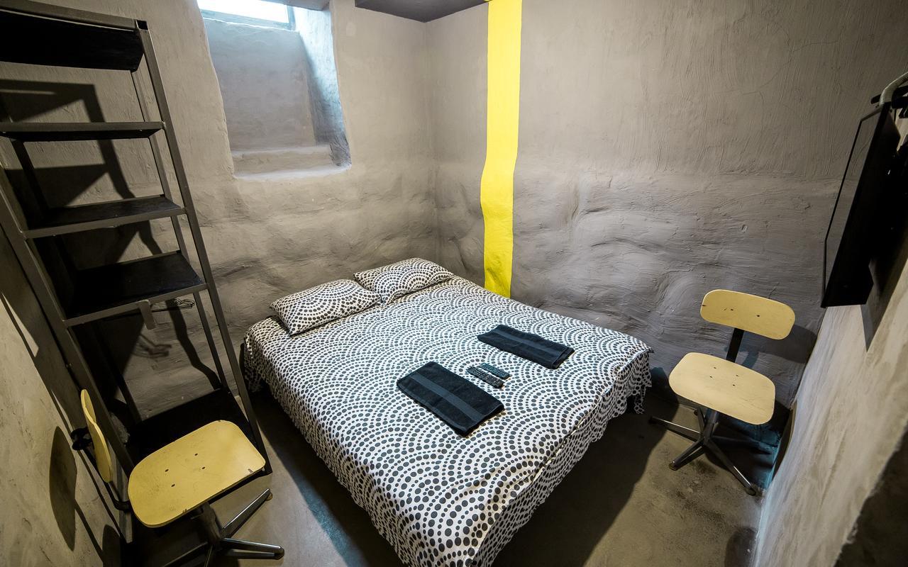 Хостел Lviv Loft Prison Экстерьер фото
