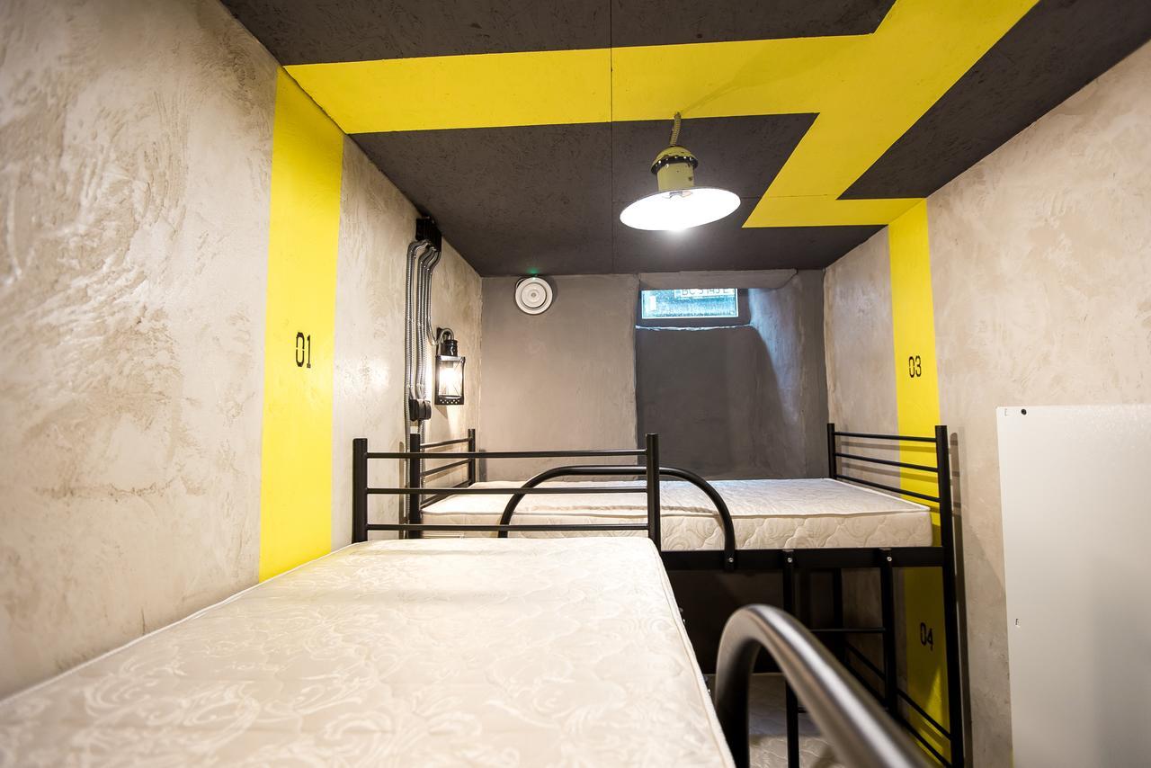 Хостел Lviv Loft Prison Экстерьер фото