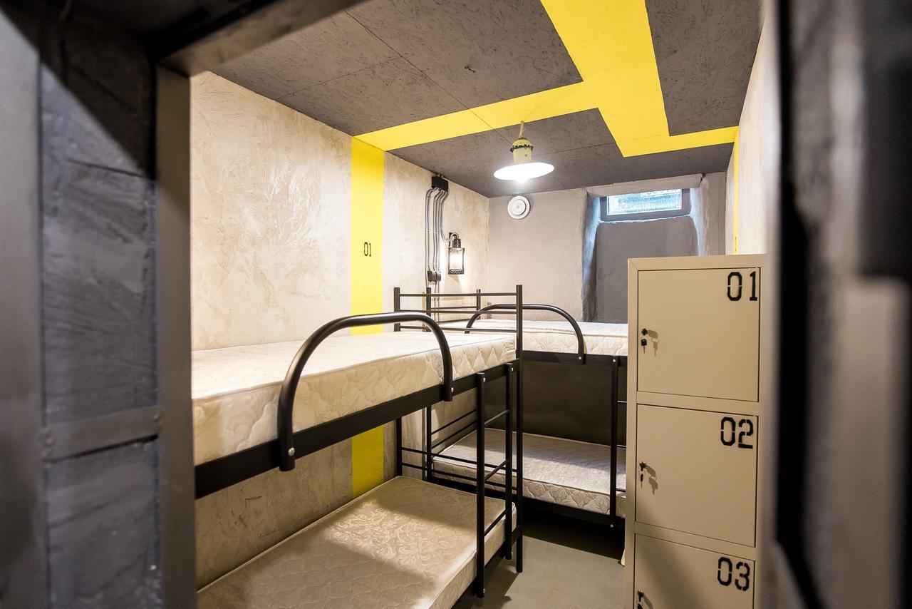 Хостел Lviv Loft Prison Экстерьер фото