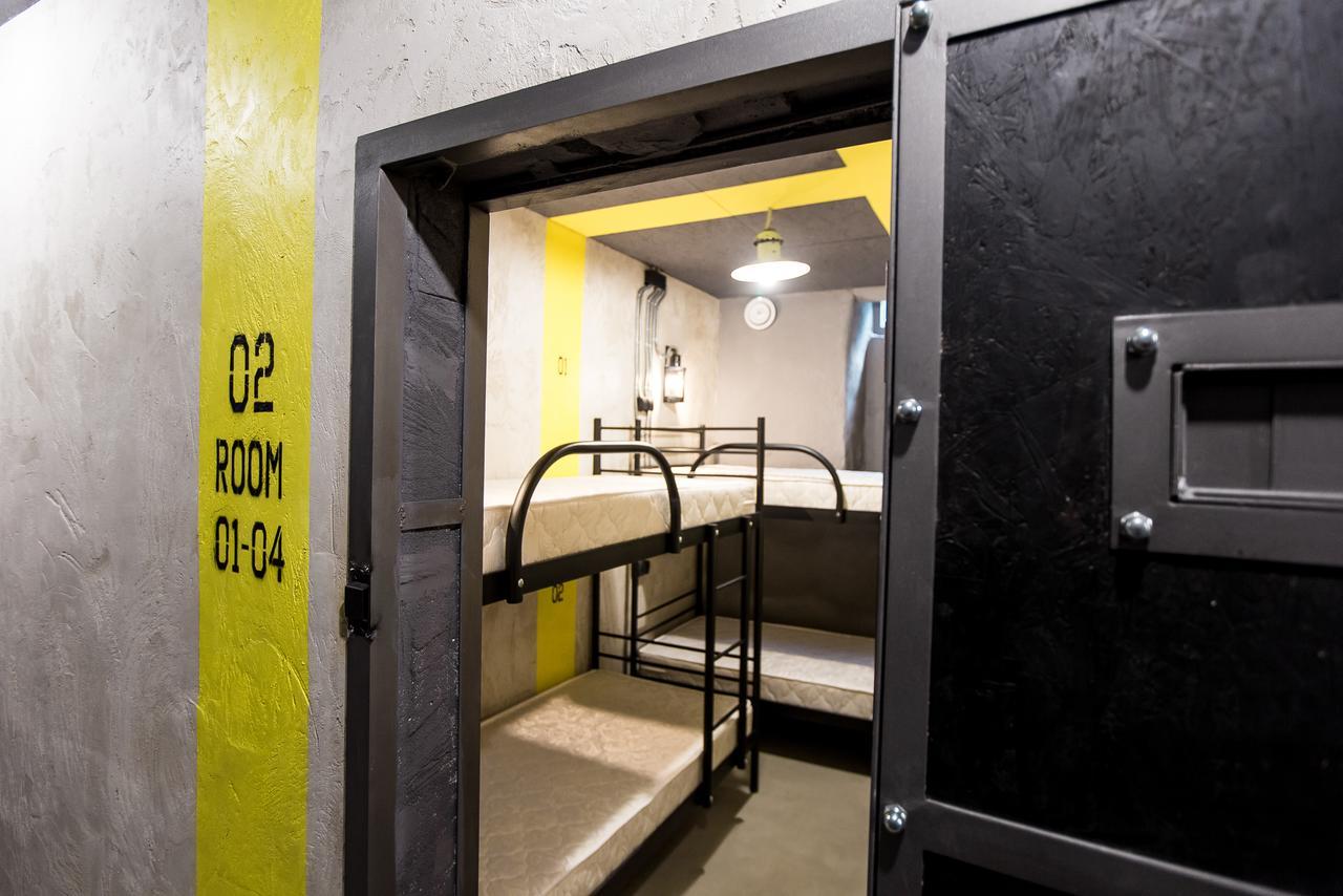 Хостел Lviv Loft Prison Экстерьер фото