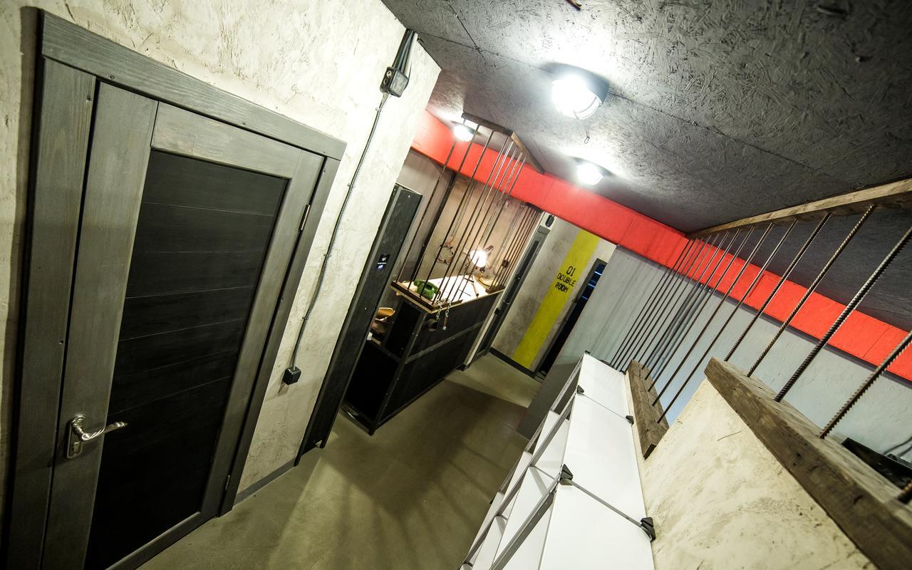 Хостел Lviv Loft Prison Экстерьер фото
