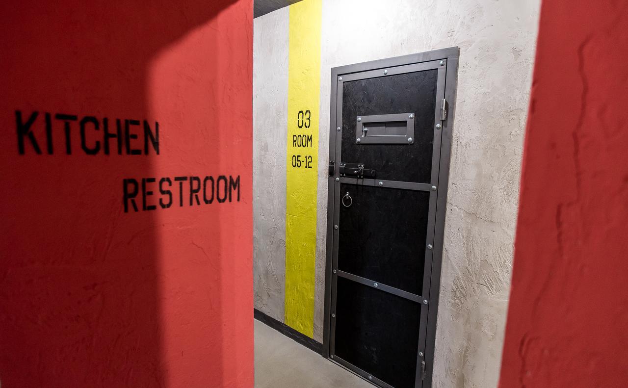 Хостел Lviv Loft Prison Экстерьер фото